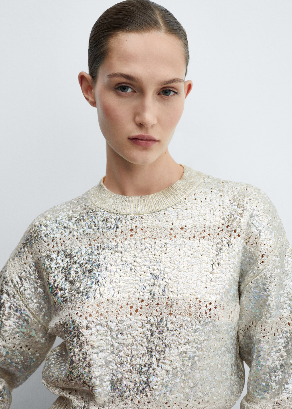 Foil sweater with iridescent effect - Details of the article 1