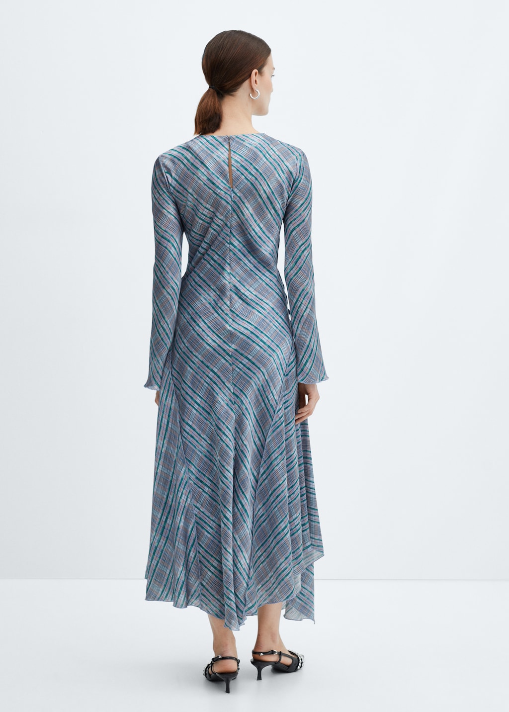 Satin dress with check-print - Reverse of the article