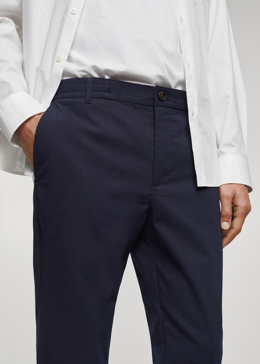 Cotton seersucker trousers with drawstring - Details of the article 1