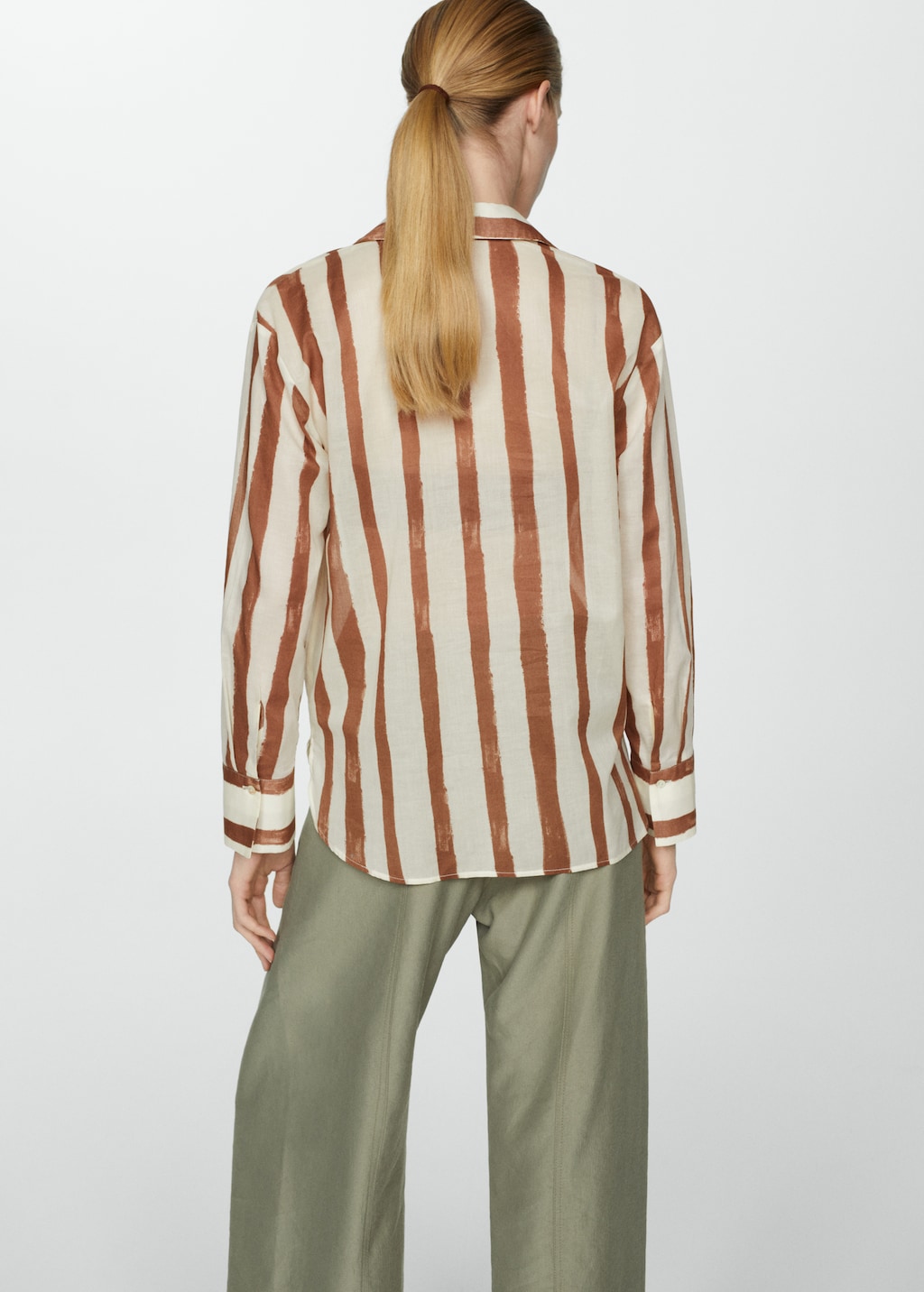 100% cotton striped shirt - Reverse of the article