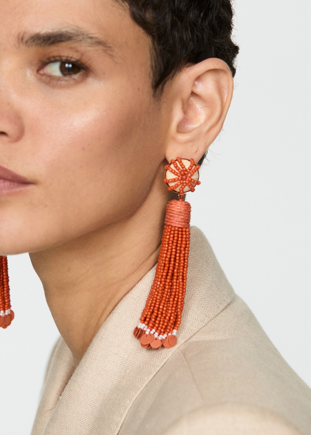 Beaded drop earrings - Details of the article 9