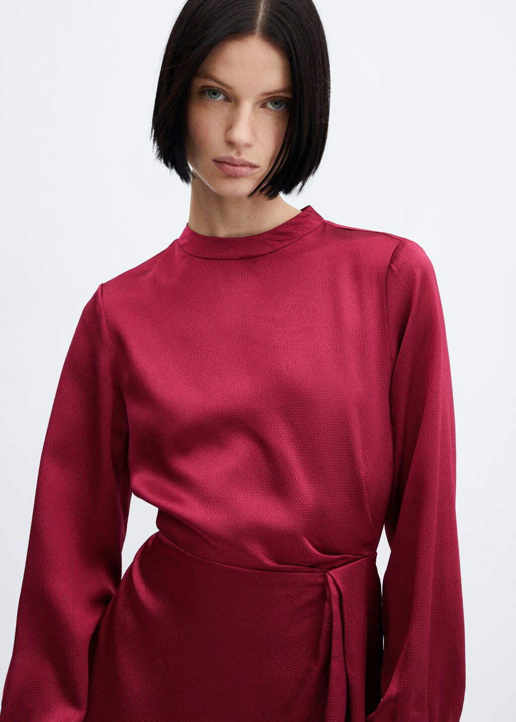 Puffed sleeves satin dress - Details of the article 1