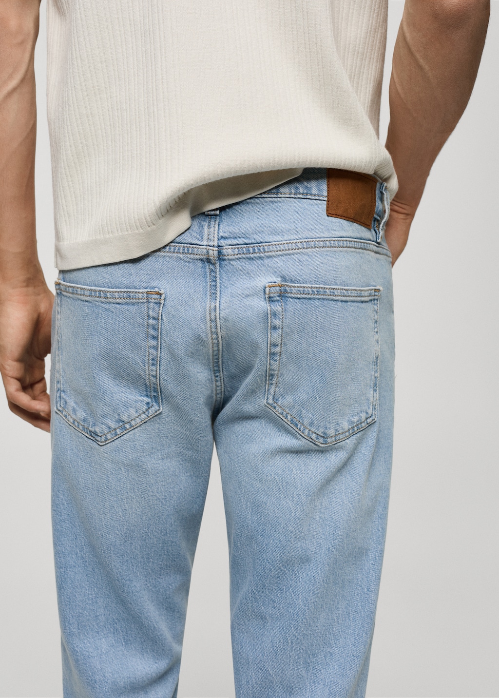 Tapered-fit jeans - Details of the article 4