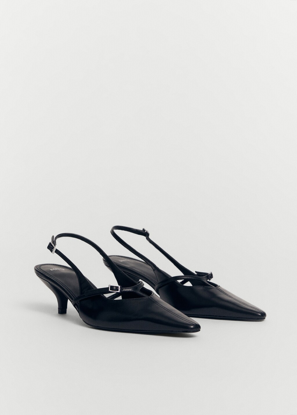 Slingbacks aus Leder mit Riemen - Mittlere Ansicht