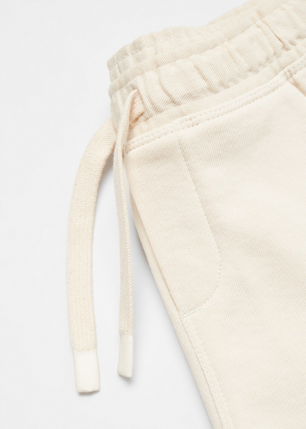 Cargo Bermuda shorts - Details of the article 0