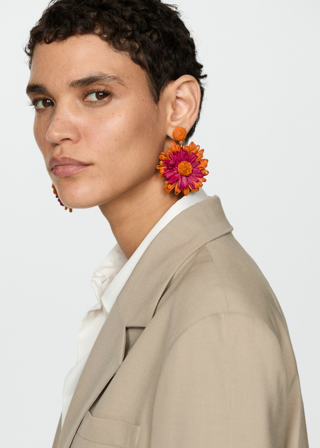 Flowers raffia earrings - Details of the article 9