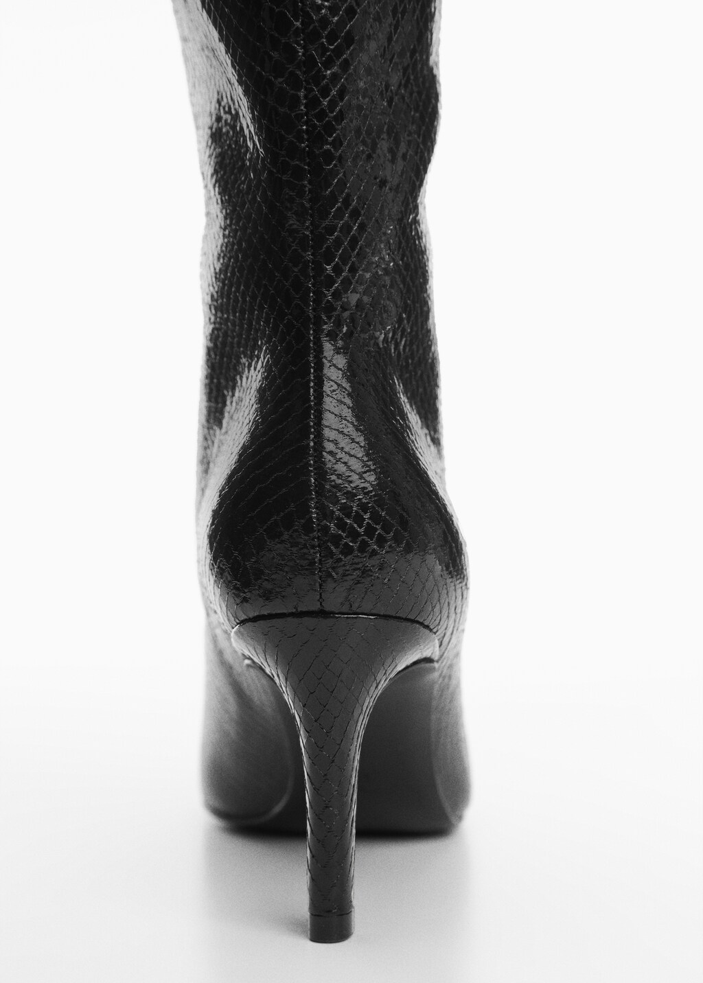 Heeled boots with animal print effect - Details of the article 1