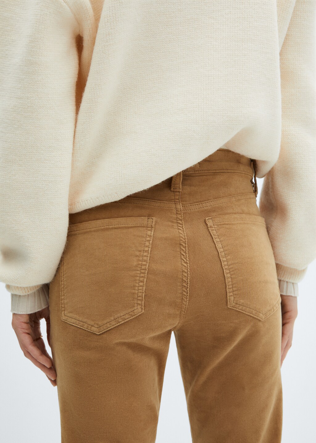 Flared cropped corduroy trousers - Details of the article 6