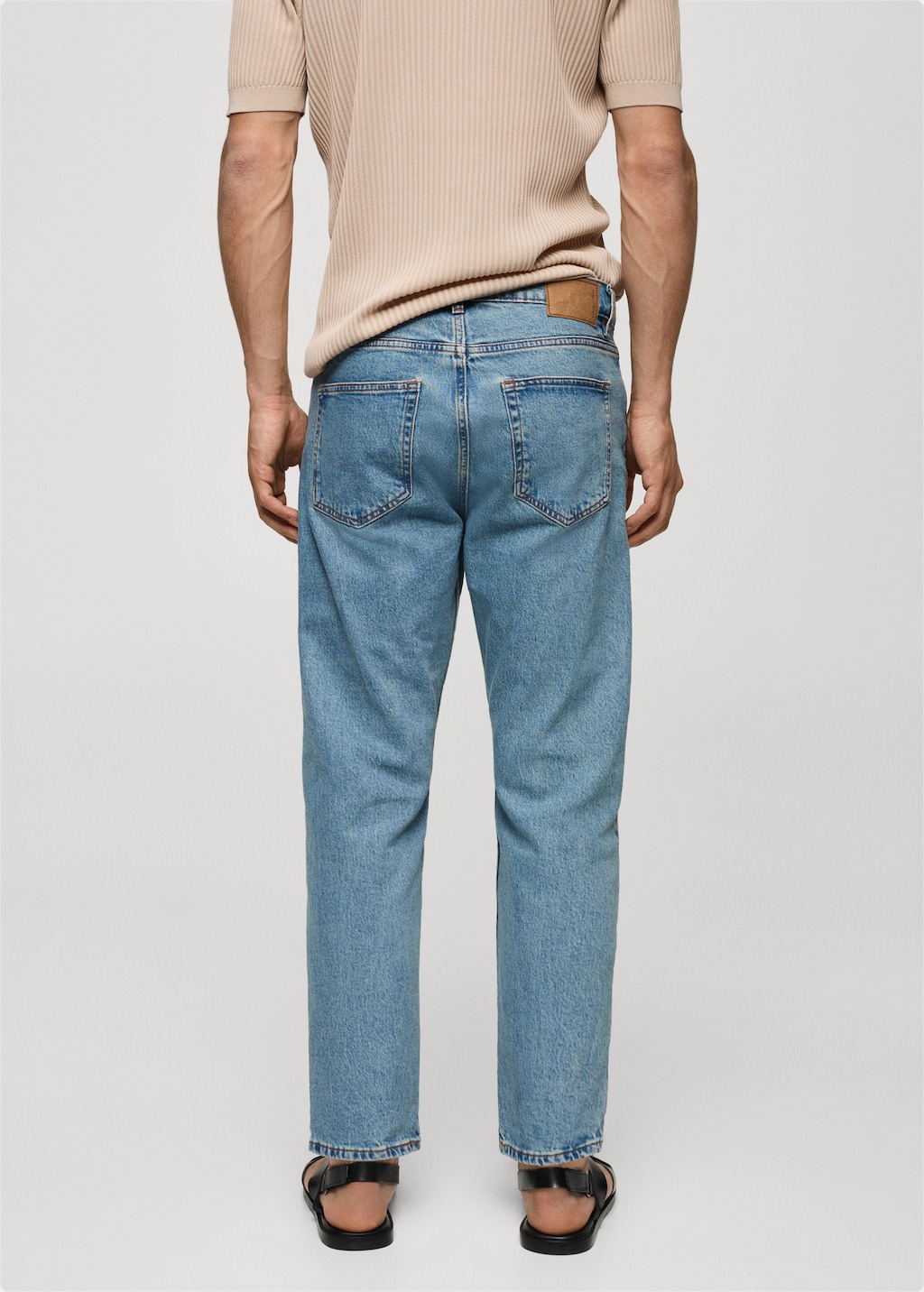 Tapered-fit jeans - Reverse of the article