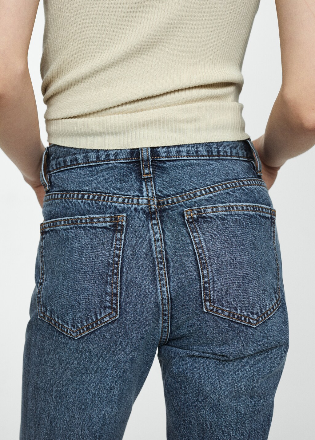 Rechte mid-rise jeans - Detail van het artikel 4