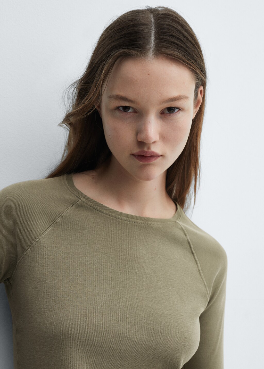 Washed round-neck t-shirt - Details of the article 1