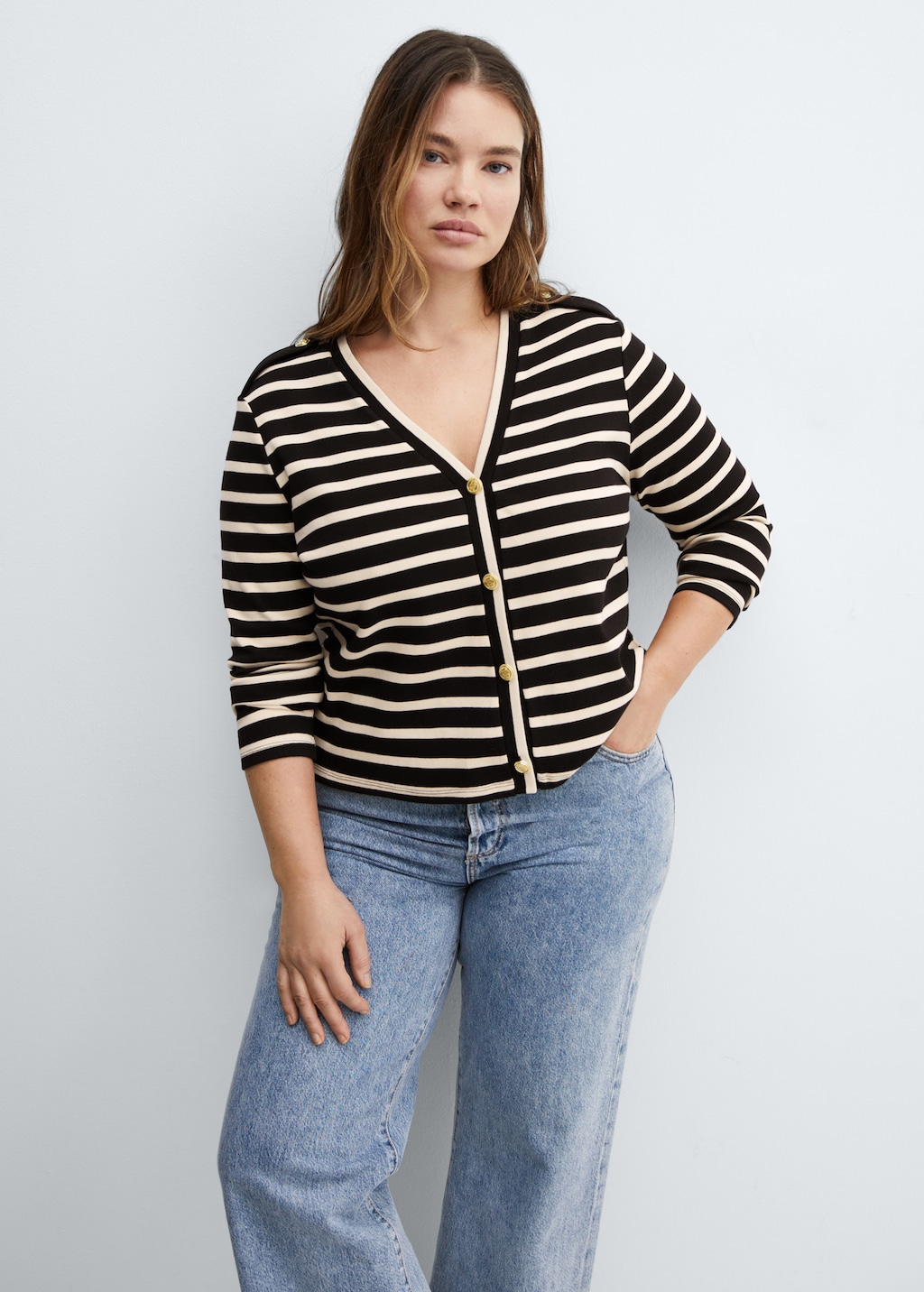 Striped cardigan with buttons - Details of the article 5