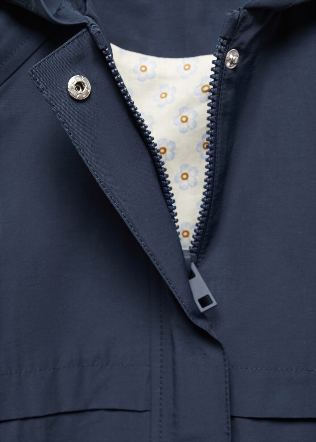 Hooded jacket - Details of the article 8