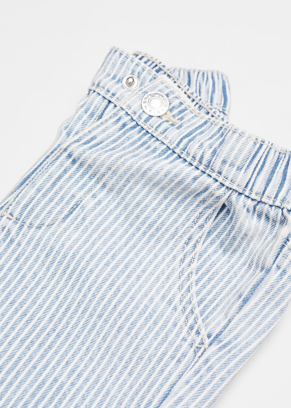 Striped cotton Bermuda shorts - Details of the article 8