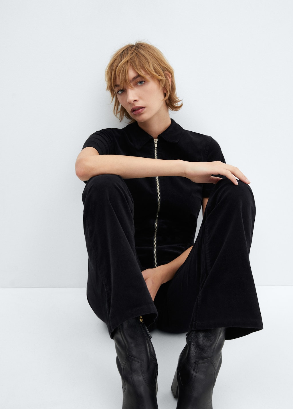 Corduroy jumpsuit with zip - Details of the article 2