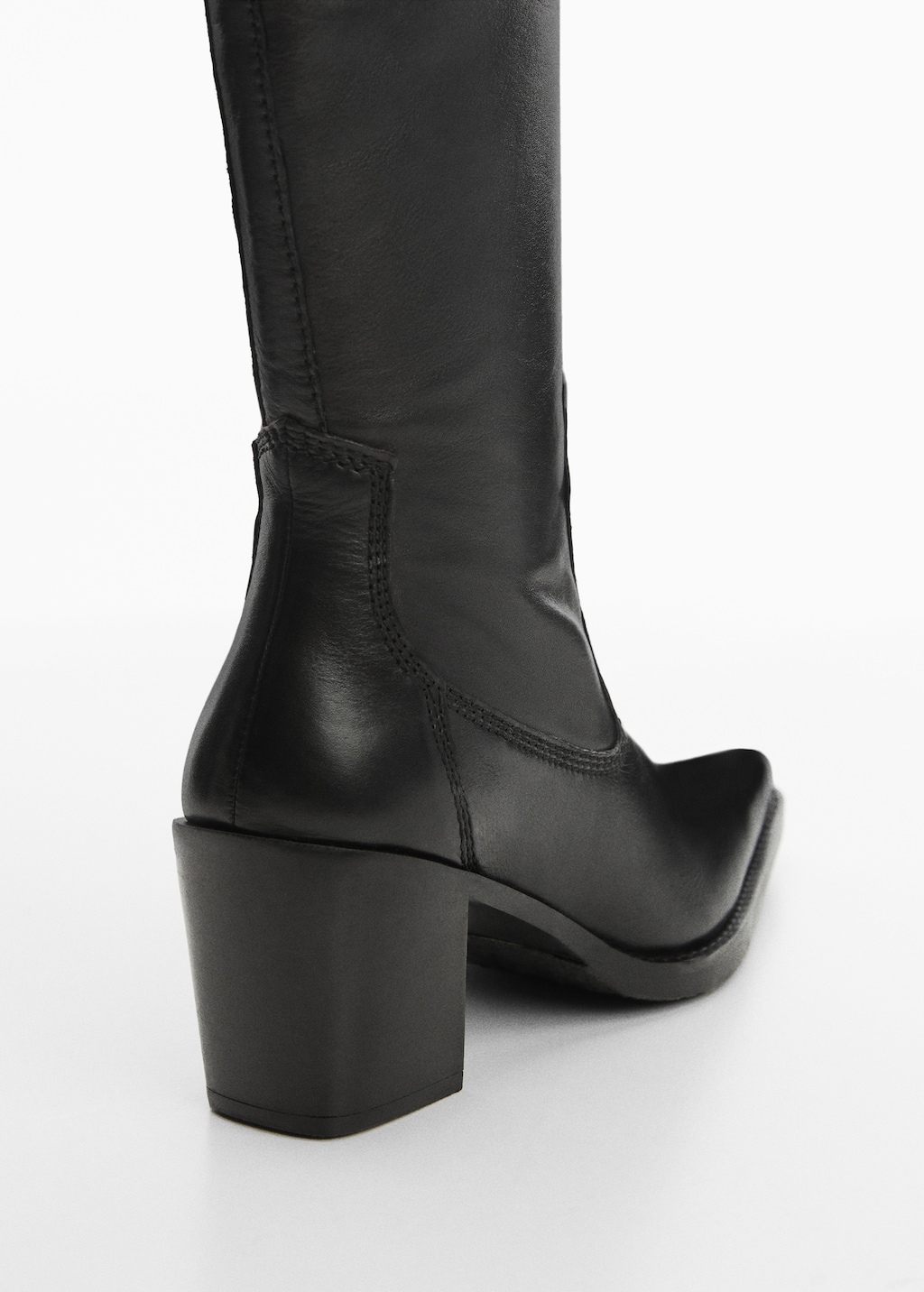 High heel leather boot - Details of the article 2