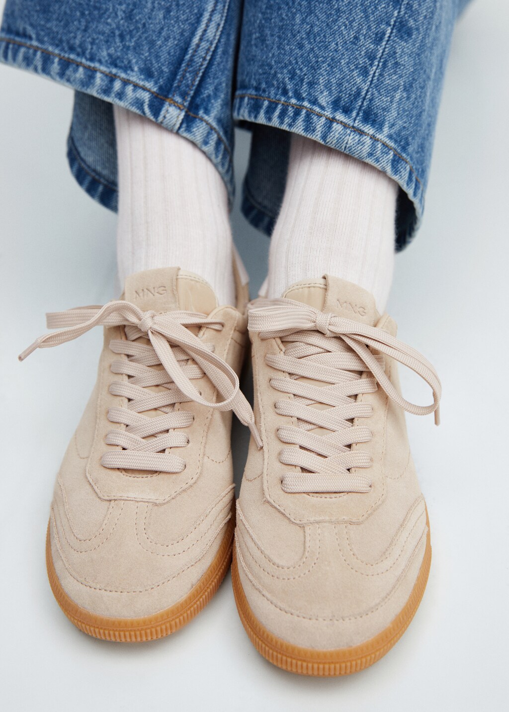 Lace-up leather sneakers - Details of the article 9