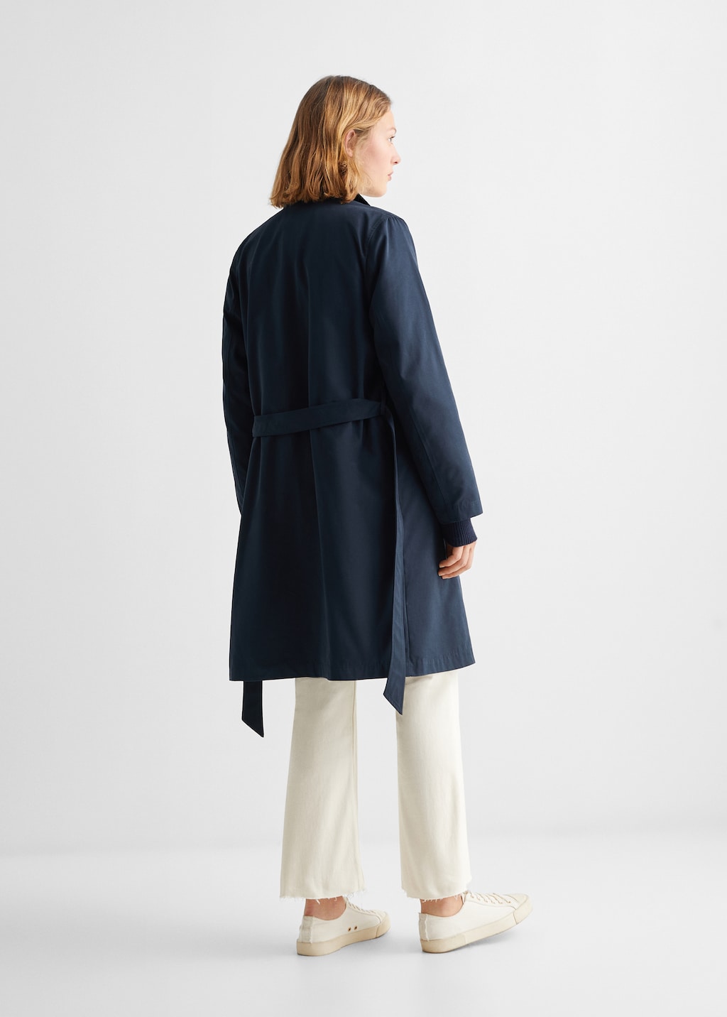 Classic trench coat with belt - Reverse of the article