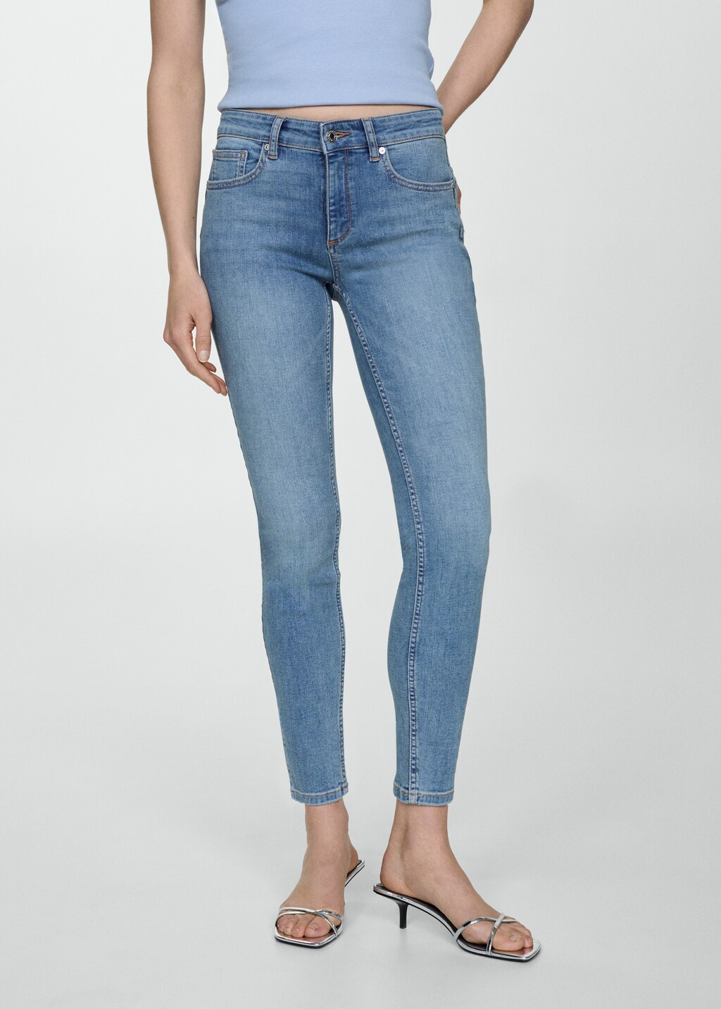 Jeans skinny push-up - Plano medio