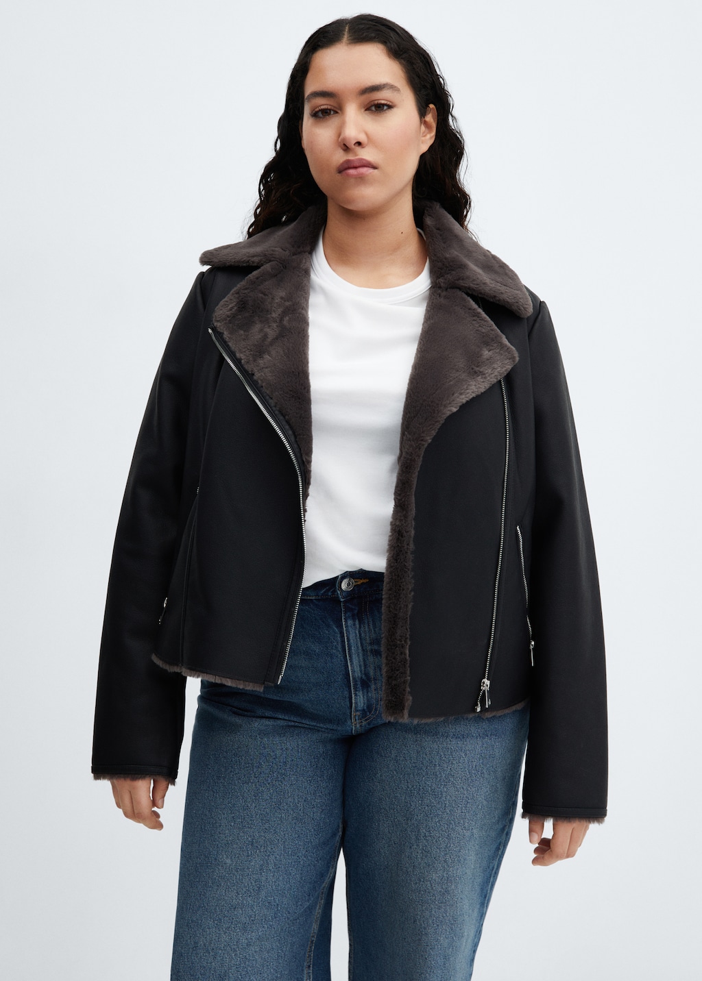 Jacket with shearling-effect lining - Details of the article 5