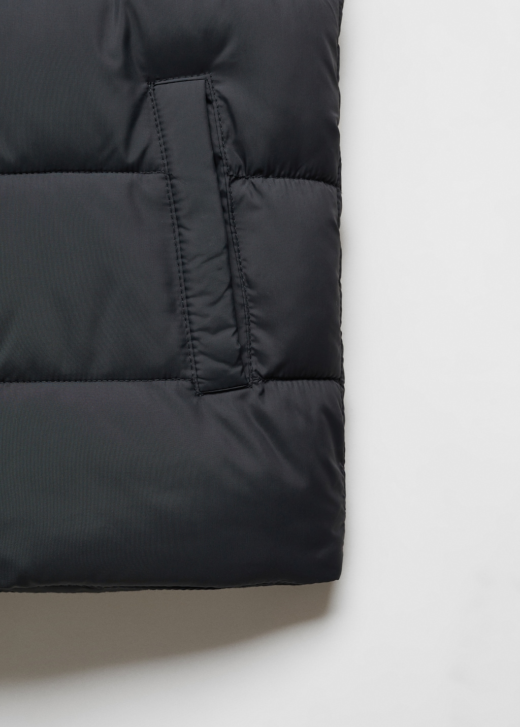 Quilted gilet - Details of the article 0