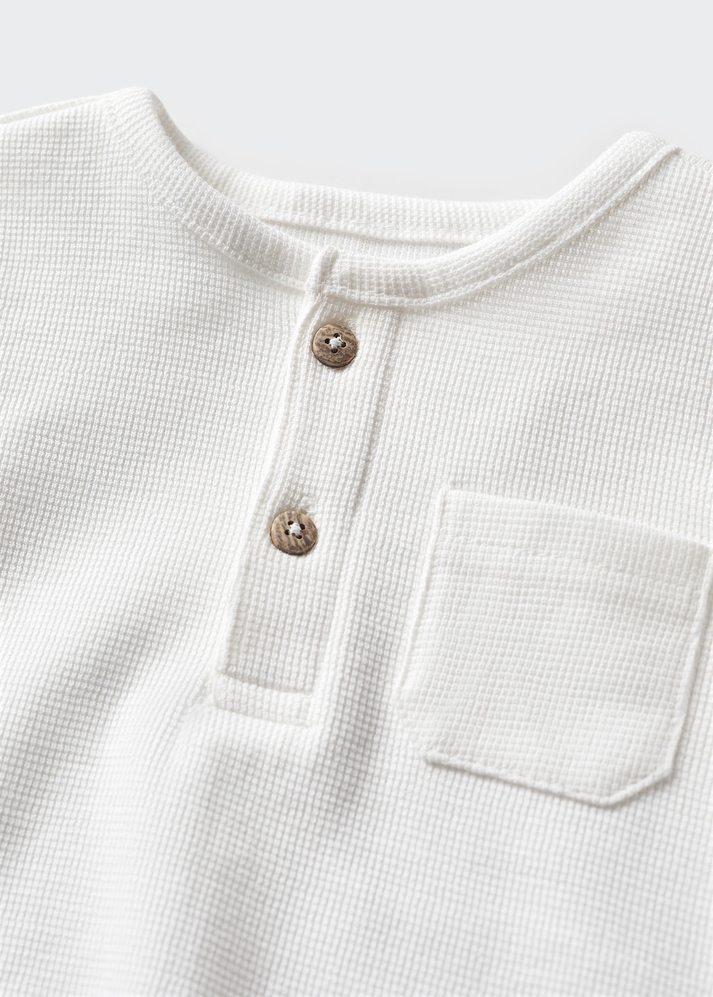 Textured cotton T-shirt - Details of the article 8