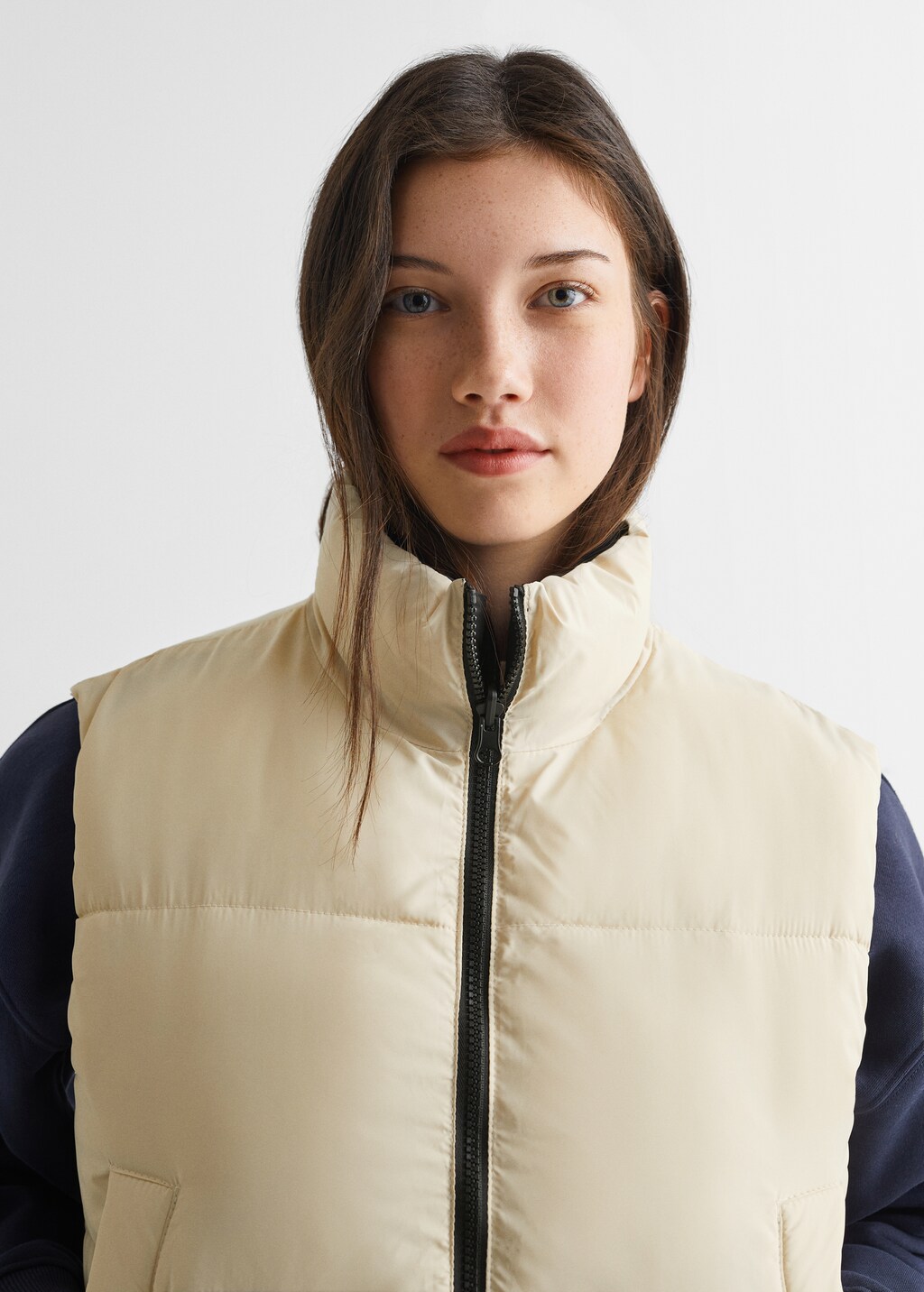 Reversible quilted gilet - Details of the article 1