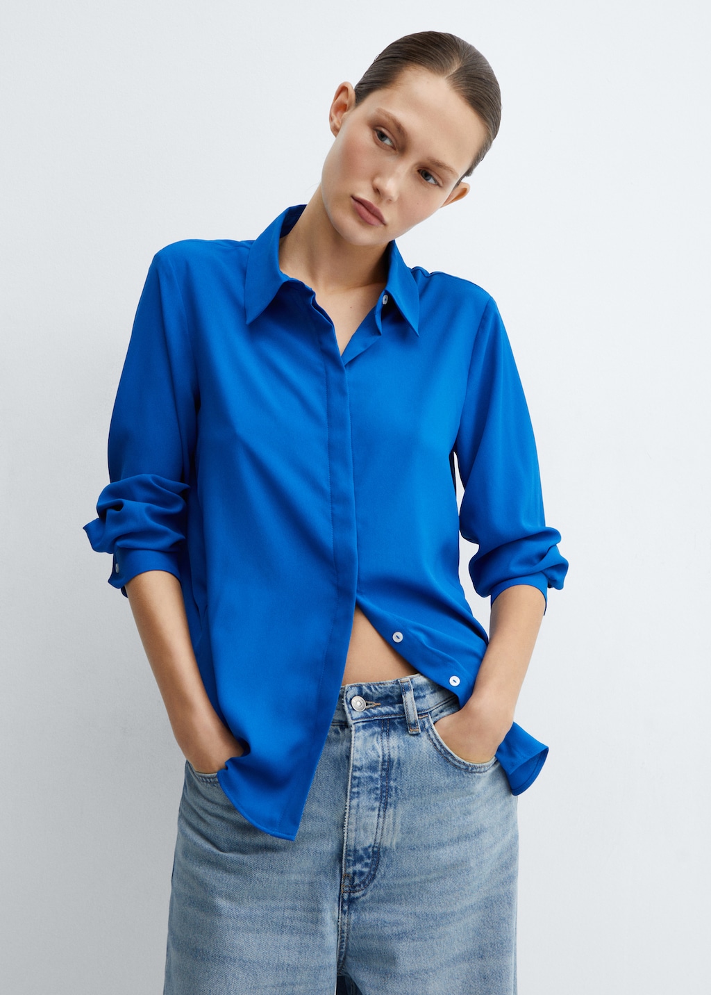 Regular flowy shirt - Details of the article 2