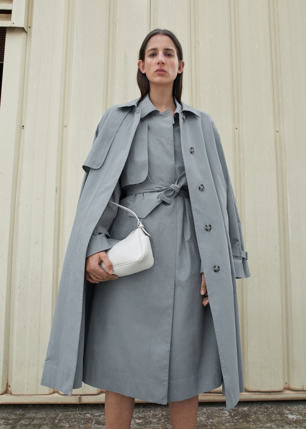 Cotton trench coat with belt - Details of the article 7