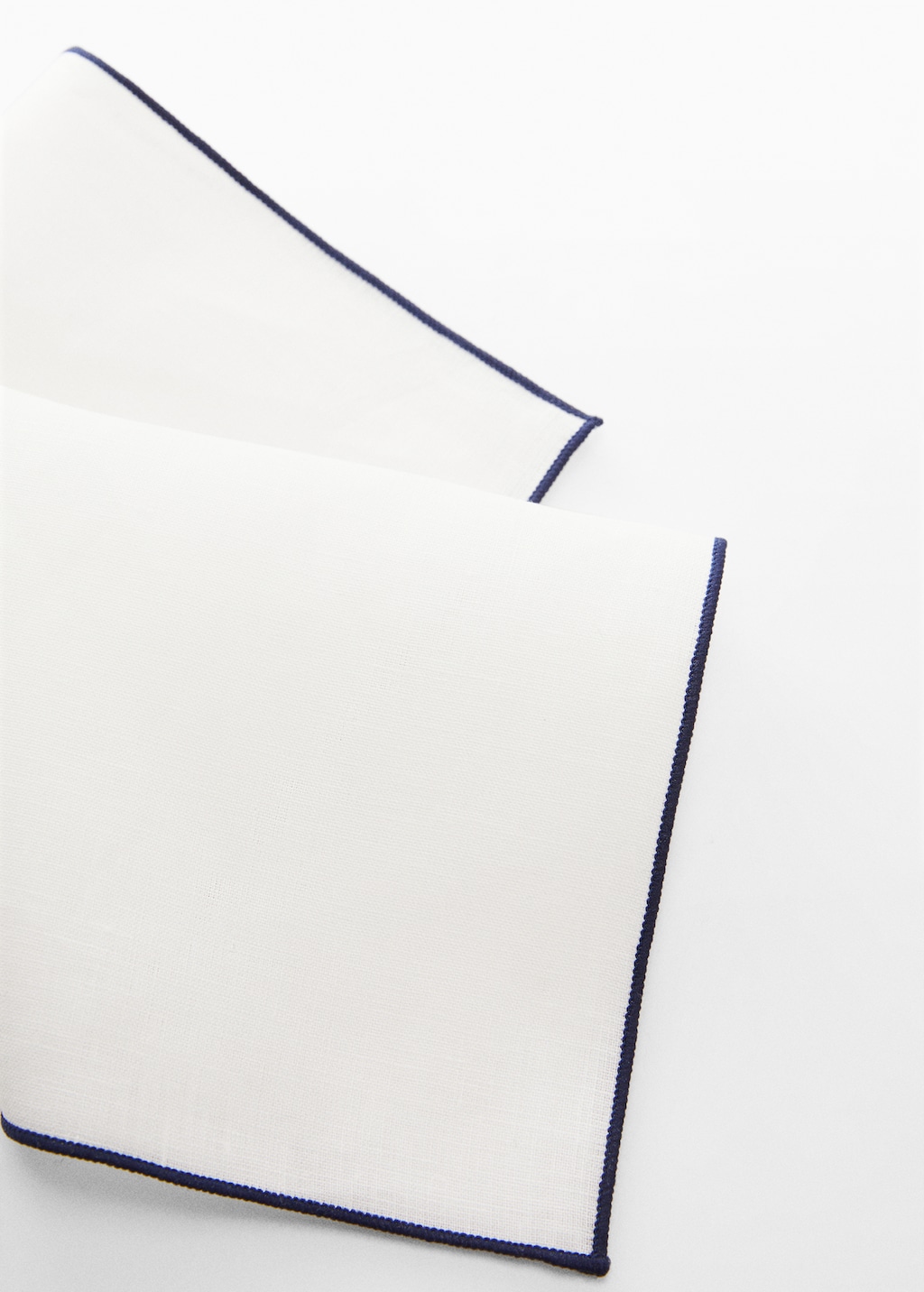 100% linen pocket square - Details of the article 1