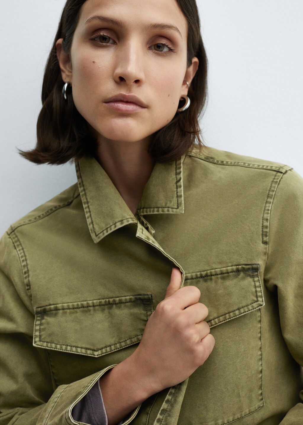 Pocketed cotton overshirt - Details of the article 1