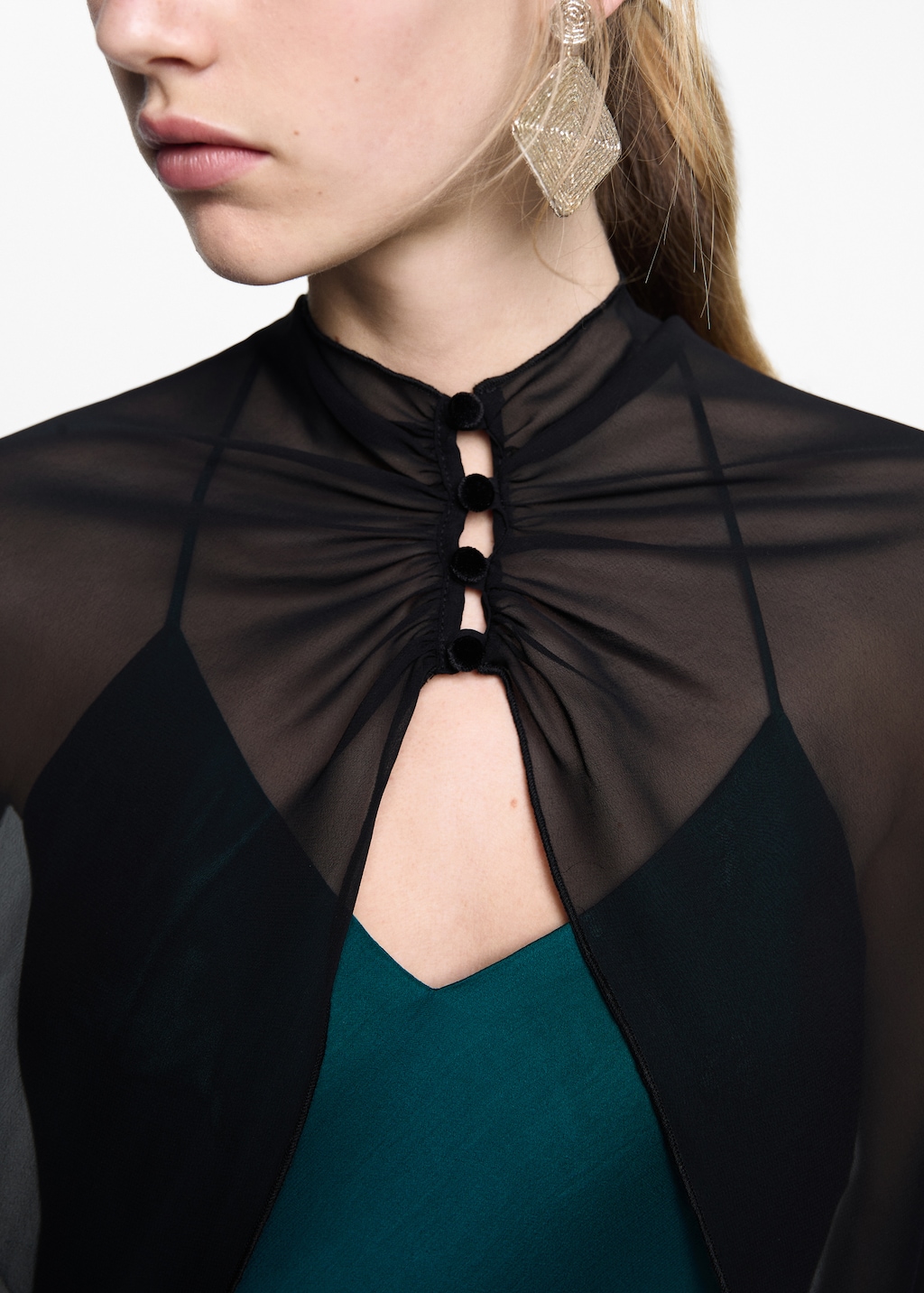 Flowing cape blouse - Details of the article 1