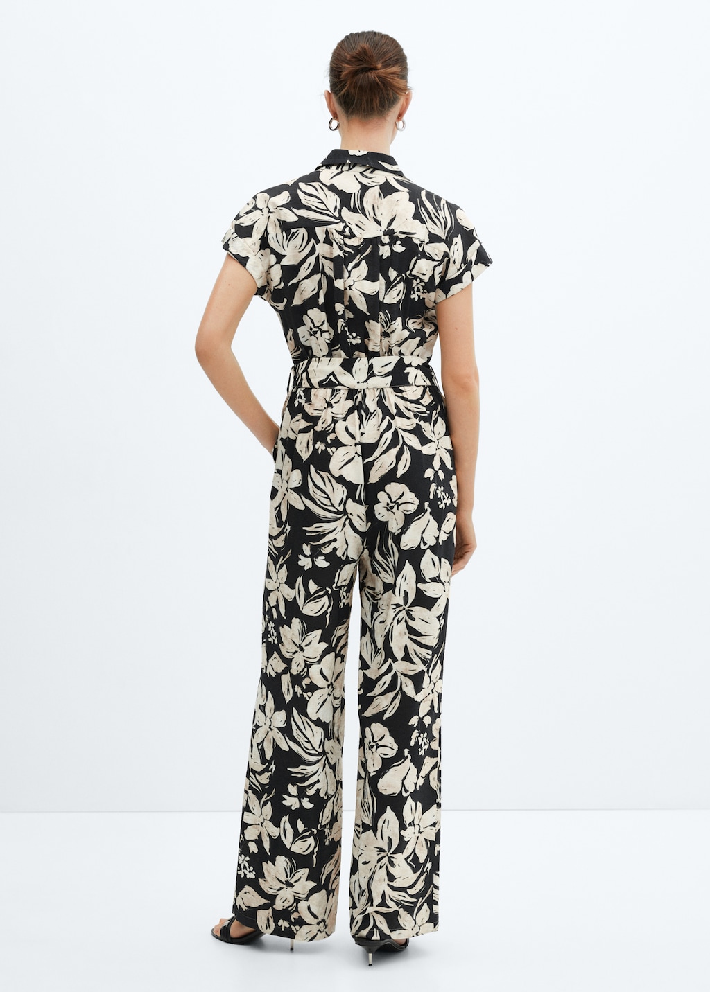 Floral print jumpsuit - Details of the article 2