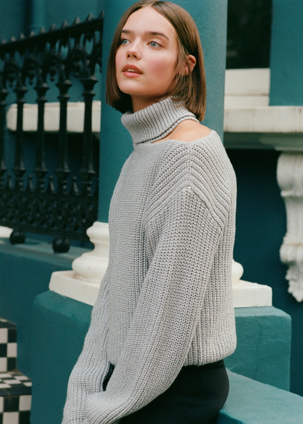 Turtleneck knit sweater - Details of the article 5