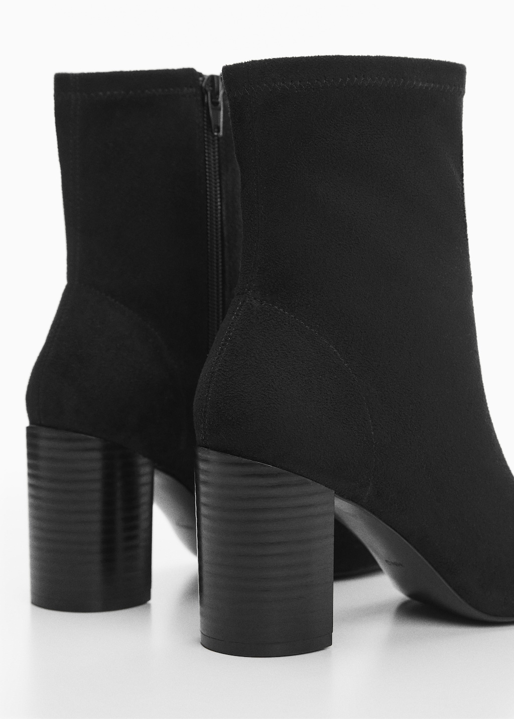 High Heel-Stiefelette mit runder Spitze - Detail des Artikels 1