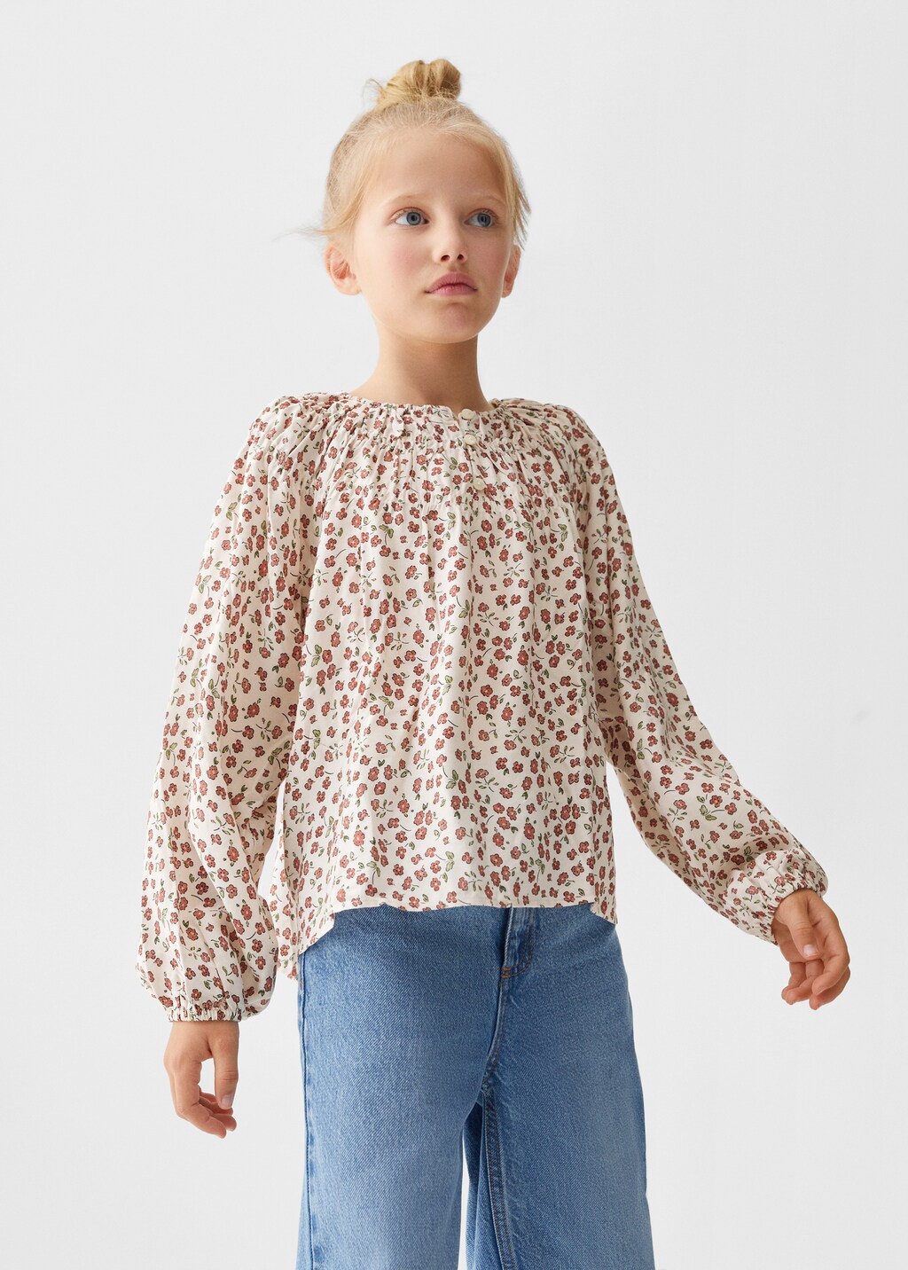 Blusa estampado flores - Plano medio