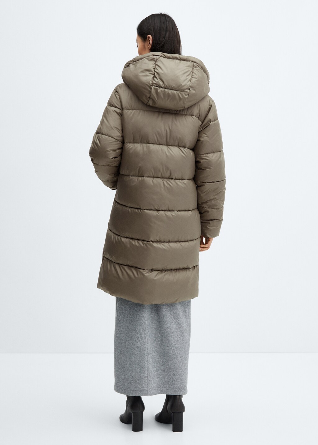 Detachable hood quilted coat - Reverse of the article