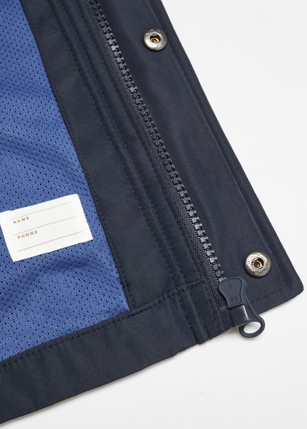 Hooded water-repellent parka - Details of the article 8