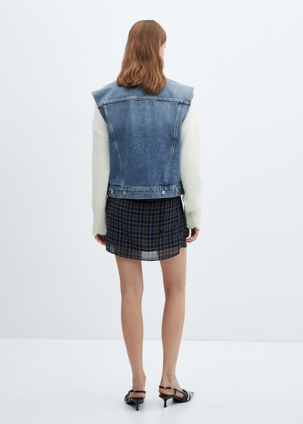 Oversized denim gilet - Reverse of the article