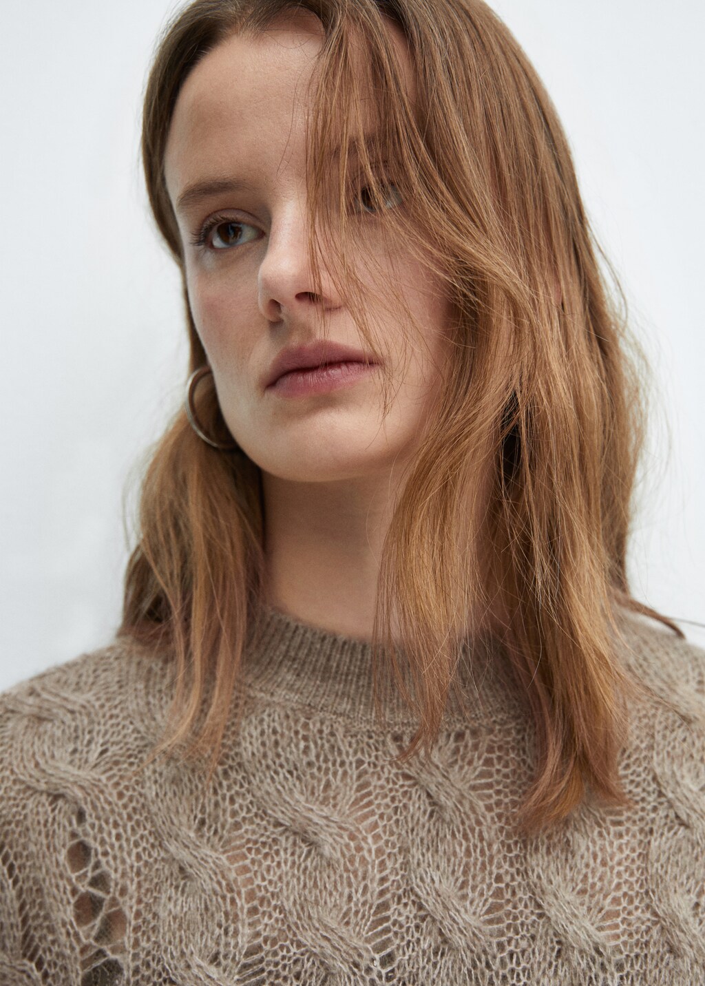 Decorative ripped long sweater - Details of the article 1