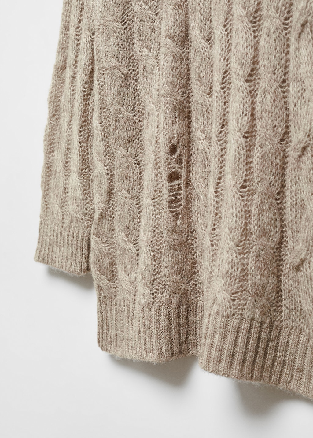 Decorative ripped long sweater - Details of the article 8