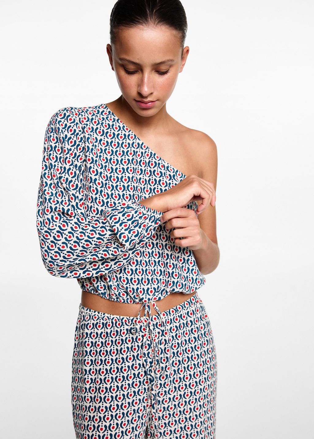 Asymmetrical printed blouse - Medium plane