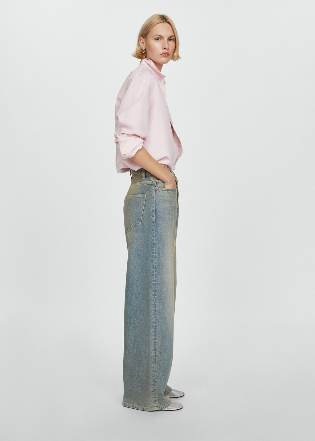 Low-rise loose-fit wideleg jeans - Details of the article 2