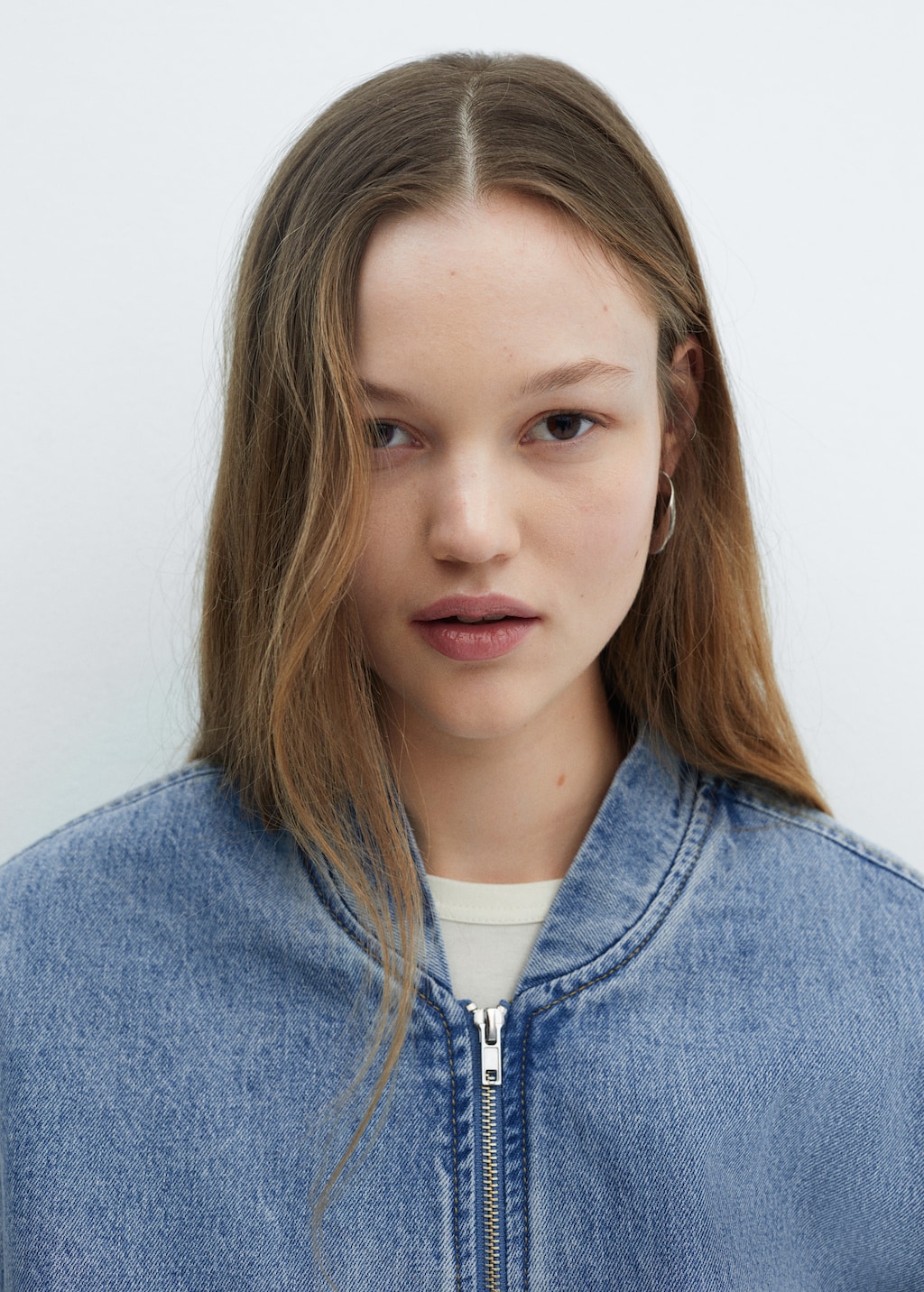 Denim bomber jacket - Details of the article 1