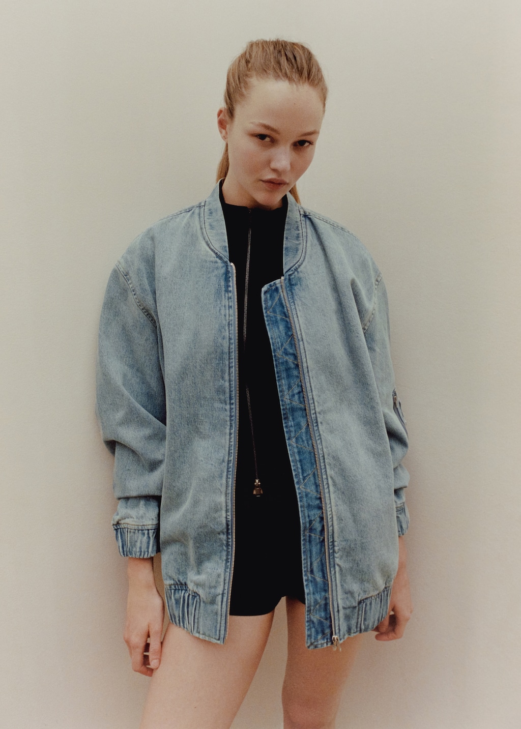 Denim bomber jacket - Details of the article 7