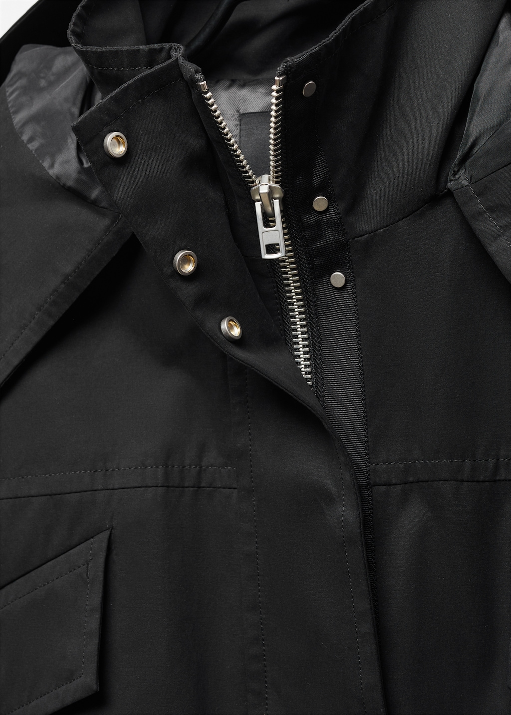 Cropped hooded parka - Details of the article 8