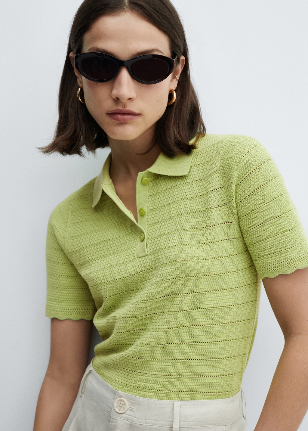 Short-sleeved polo-neck sweater - Details of the article 1