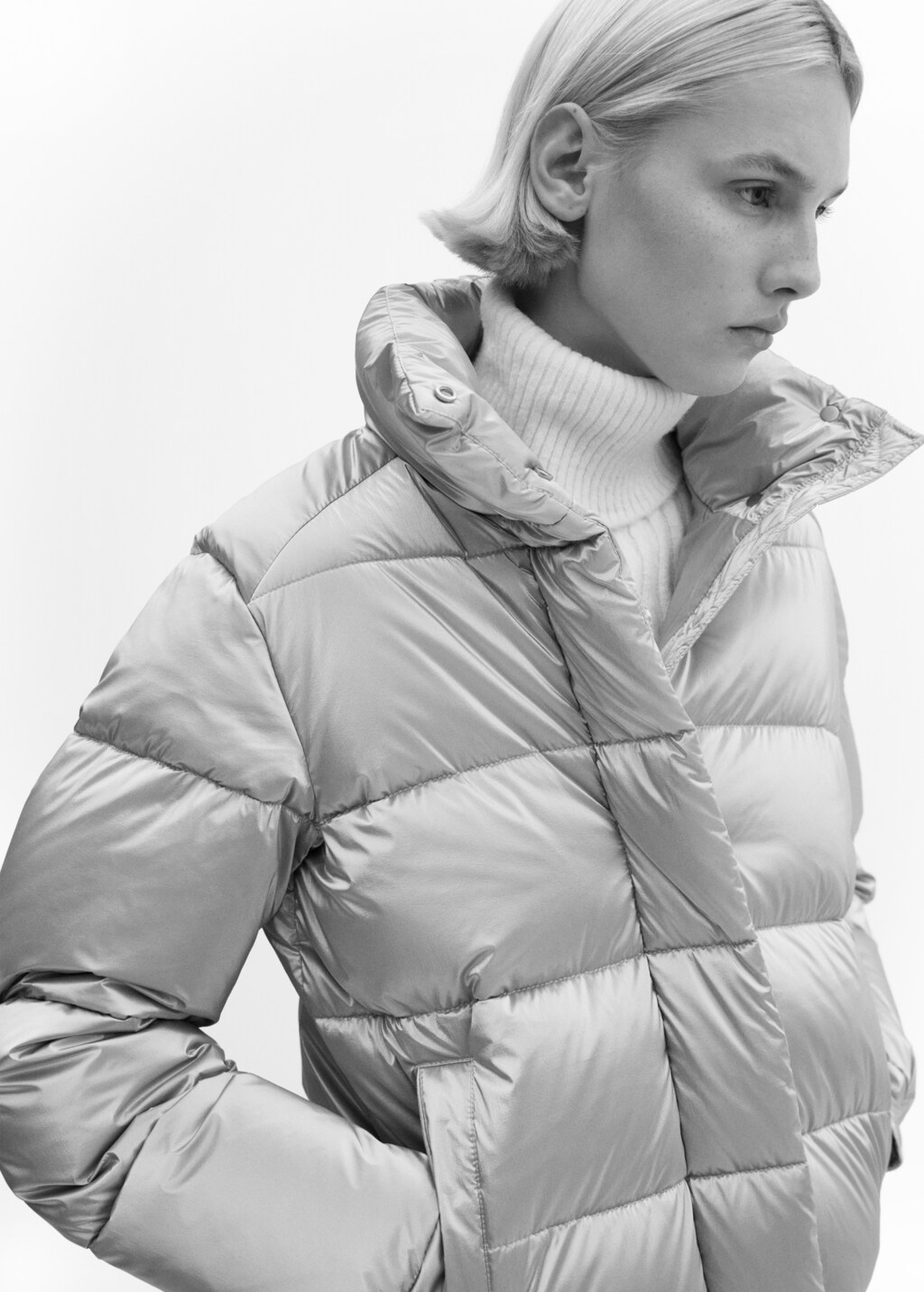 Water-repellent quilted coat - Details of the article 2