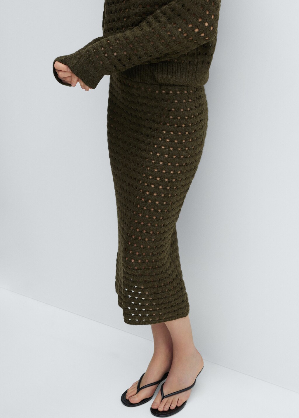 Knitted skirt with openwork details - Medium plane