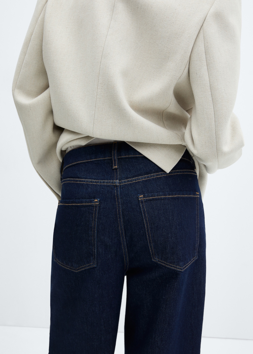 Low-rise loose-fit wideleg jeans - Details of the article 6